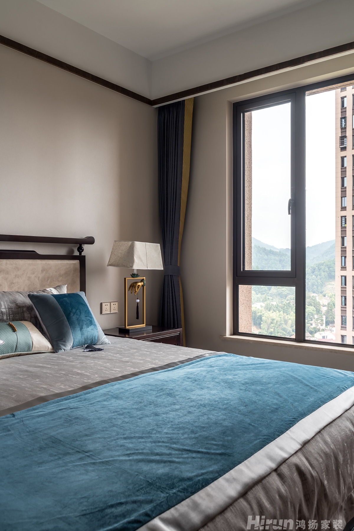 湘銀小區150㎡寫意木構四居室 裝修案例實景圖-3