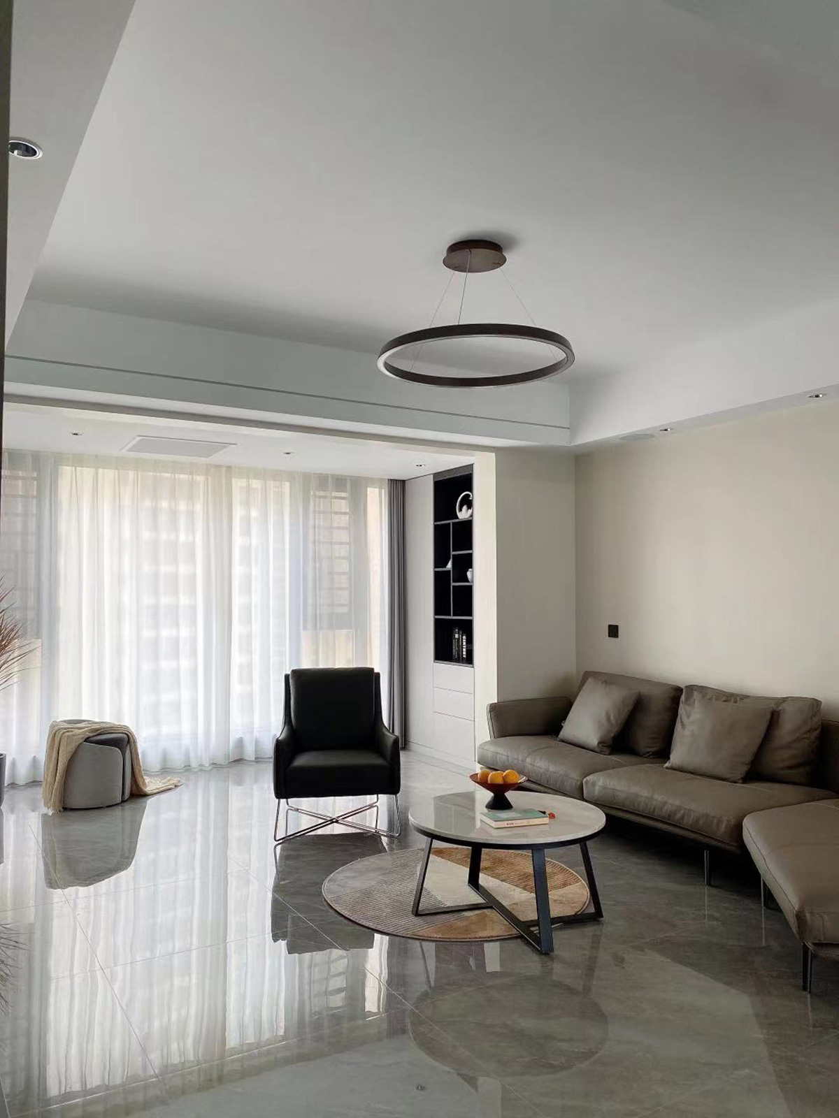 尚格名城150㎡雅致現(xiàn)代四居室 裝修案例實(shí)景圖-1