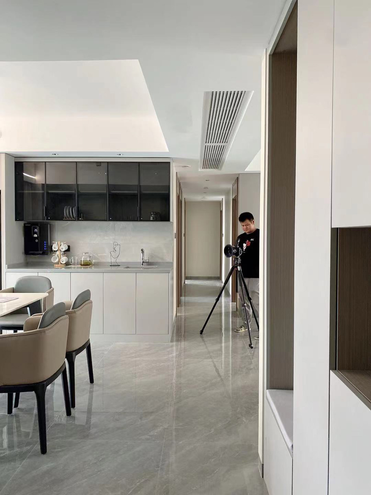 尚格名城150㎡雅致現(xiàn)代四居室 裝修案例實(shí)景圖-6