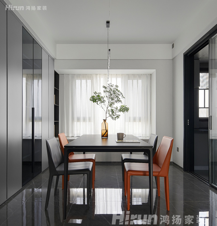 120㎡房子怎么裝修，次臥爆改衣帽間，顏值收納全翻倍!