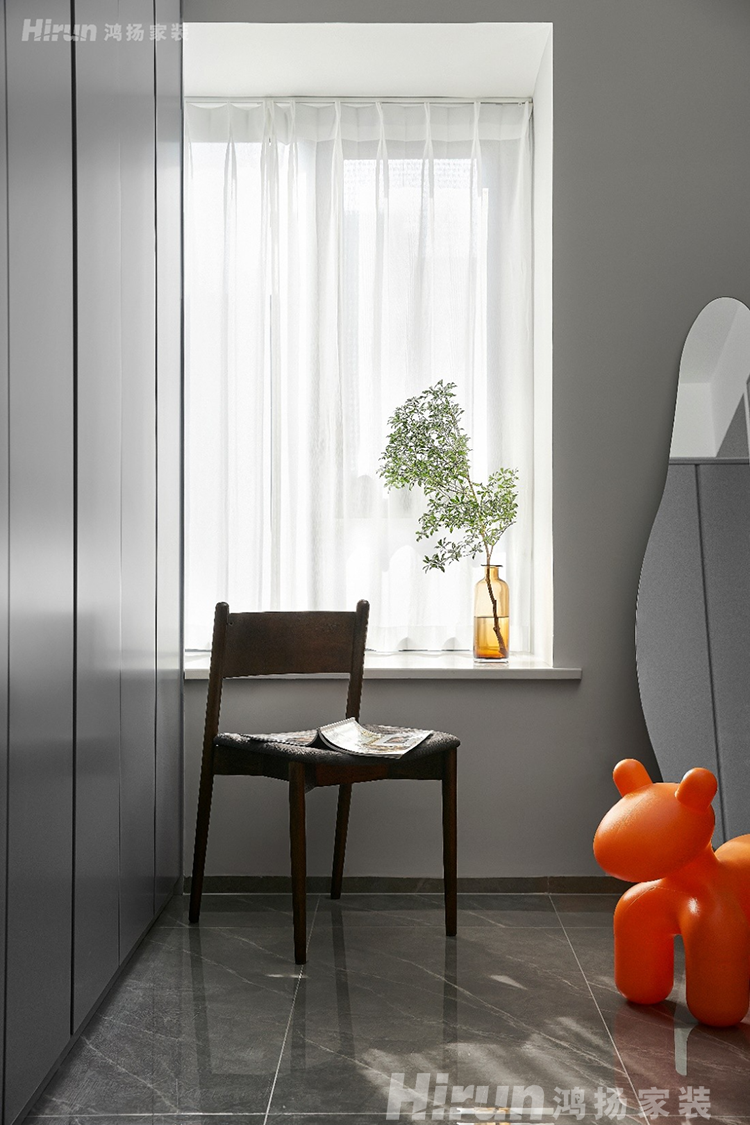 120㎡房子怎么裝修，次臥爆改衣帽間，顏值收納全翻倍!