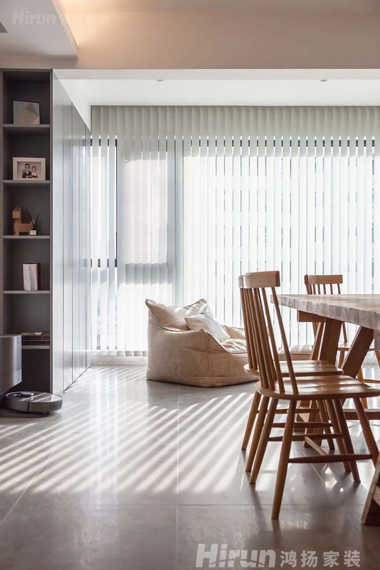 200平的房子裝修效果|甜蜜婚房，開(kāi)放格局+無(wú)電視客廳，秒殺家居雜志！