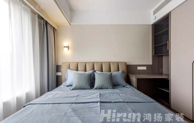 2022年房子怎么裝修好看，鴻揚(yáng)家裝三居室“雅致灰調(diào)”裝修案例分享